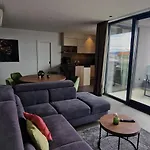 Luxus Direkt Am In Sukosan, Zadar Daire *