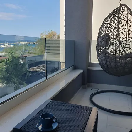 Apartment Luxus Direkt Am In Sukosan, Zadar *